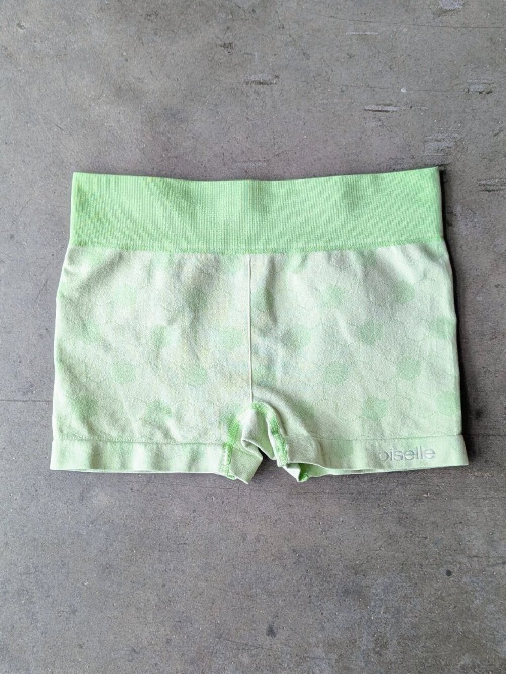 Oiselle Green Patterned Seamless Racer Shorts 3" small